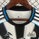 CAMISA DO NEWCASTLE 25/26 PRETO E BRANCO