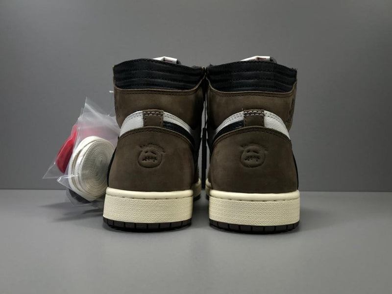 TRAVIS SCOTT X AIR JORDAN 1 RETRO HIGH DARK MOCHA