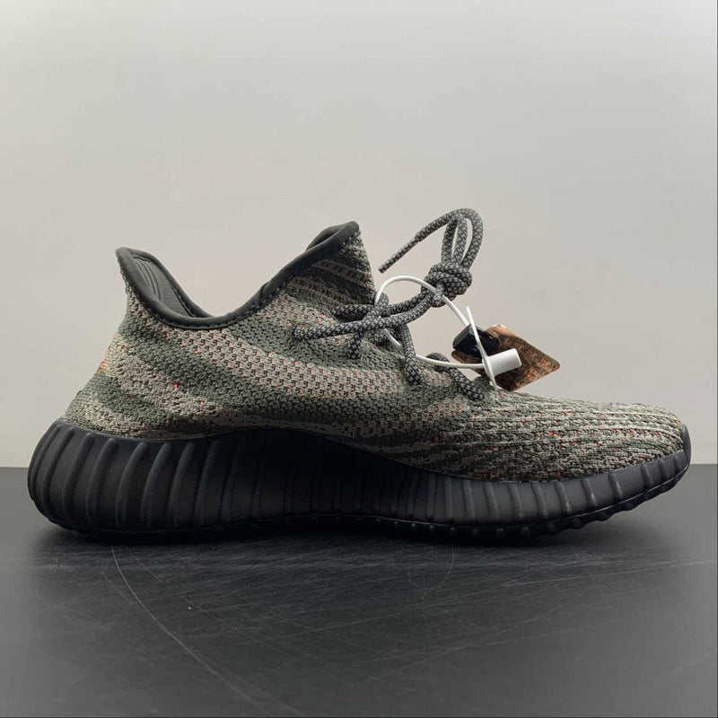 YEEZY BOOST 350 V2 BELUGA