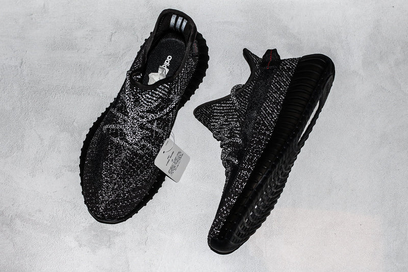 YEEZY 350 BLACK STATIC REFLECTIVE