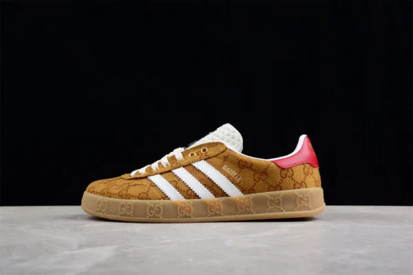 ADIDAS & GUCCI GAZELLE