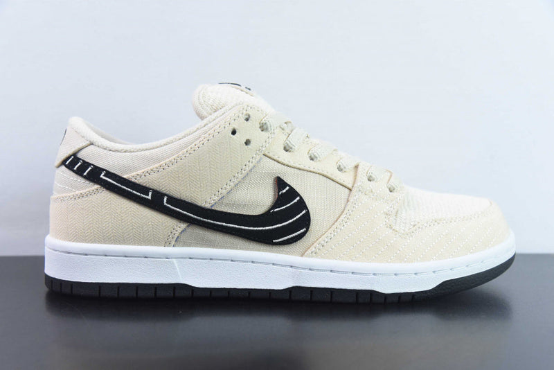 DUNK LOW SB X ALBINO BRANCO E PRETO