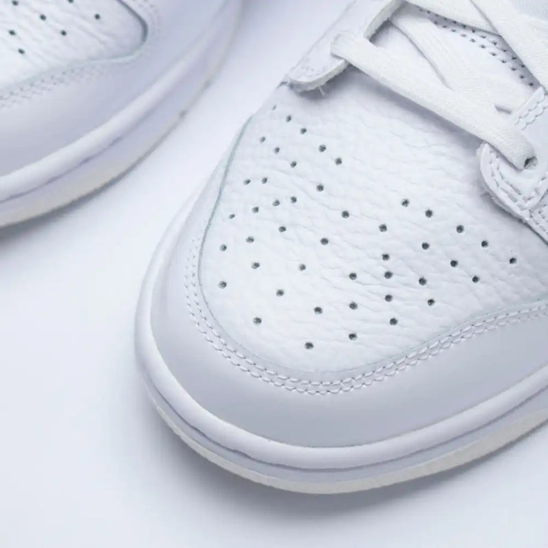 Nike Dunk Low Valentine's Day "Yellow Heart"