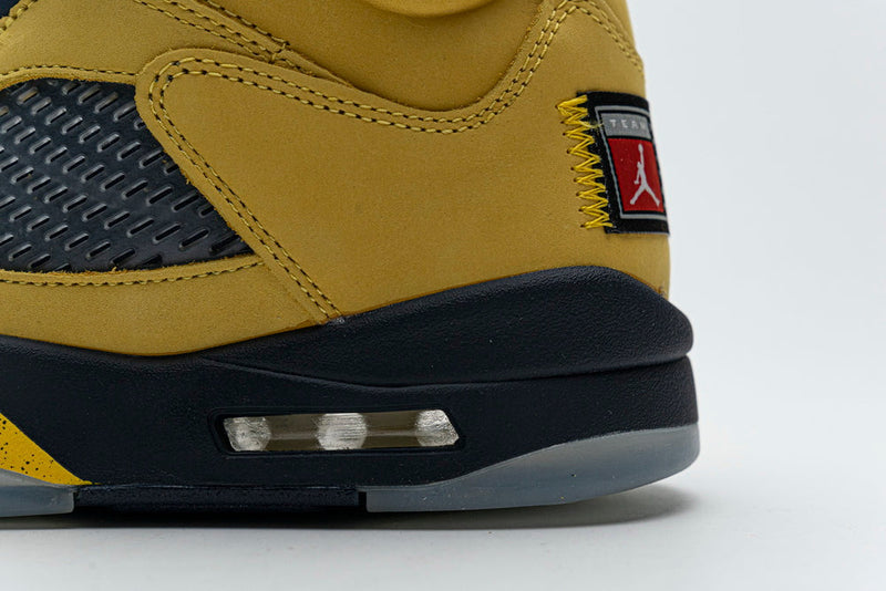AIR JORDAN 5 RETRO HIGH MICHIGAN