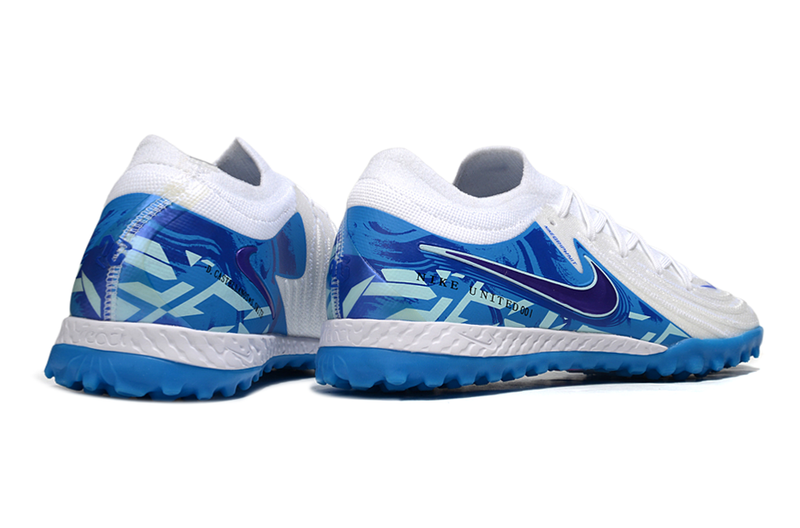 Chuteira Society Nike Phantom GX II TF - Branca e Azul