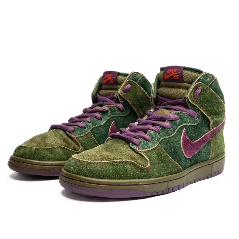 Nike SB Dunk High ''Skunk 420''