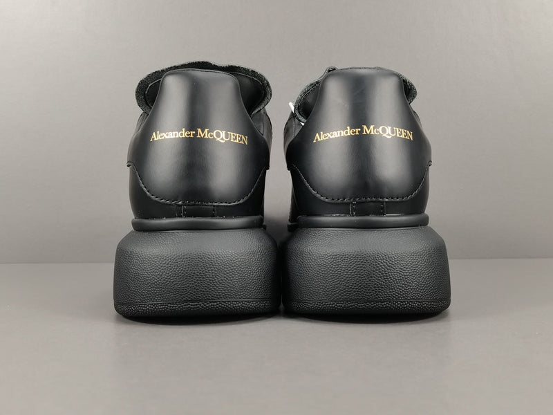 ALEXANDER MCQUEEN BLACK