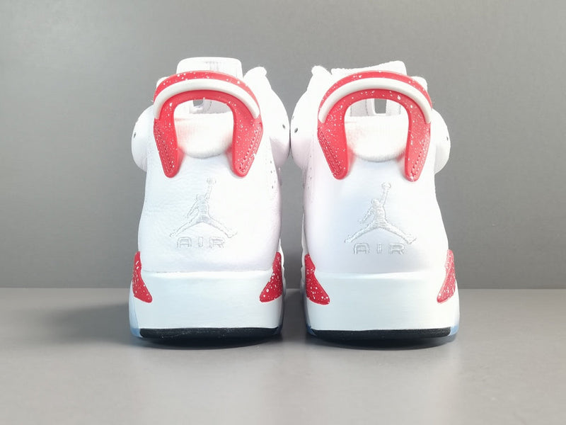 AIR JORDAN 6 RETRO RED OREO
