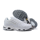 Nike Air Max plus "Triple White"