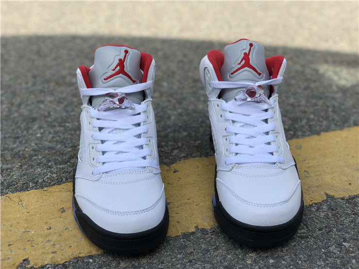 AIR JORDAN 5 FIRE RED