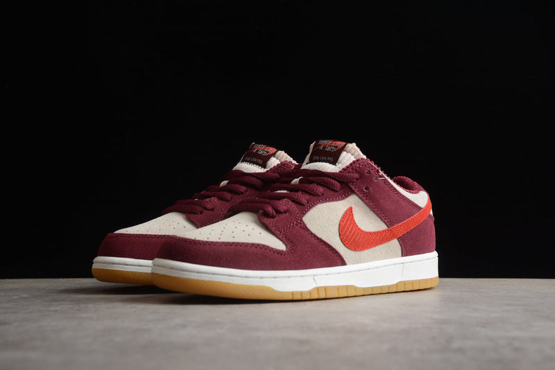 DUNK LOW PRO QS SKATE LIKE A GIRL