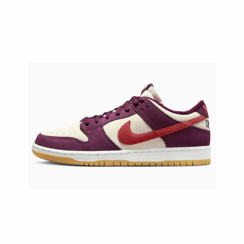 DUNK LOW PRO QS SKATE LIKE A GIRL