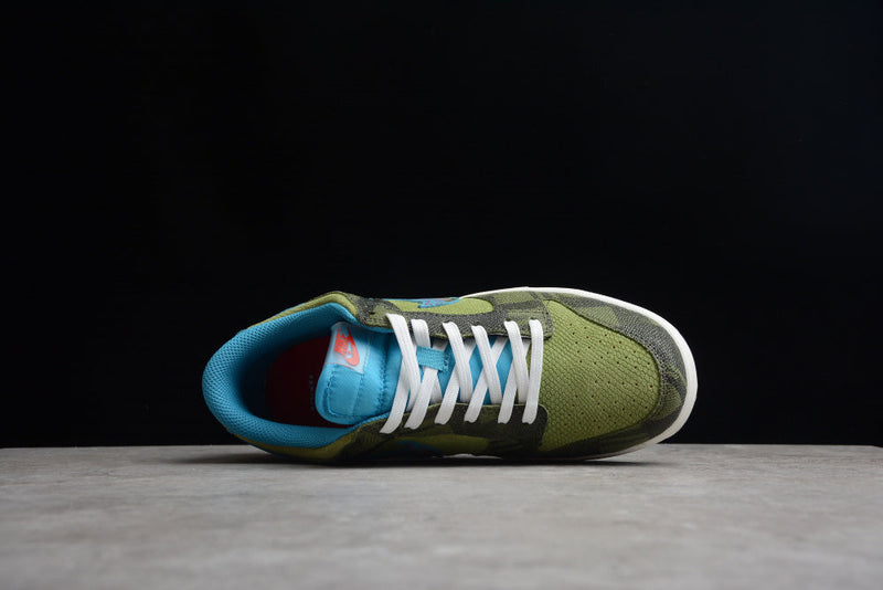 DUNK LOW SIEMPRE FAMILIA