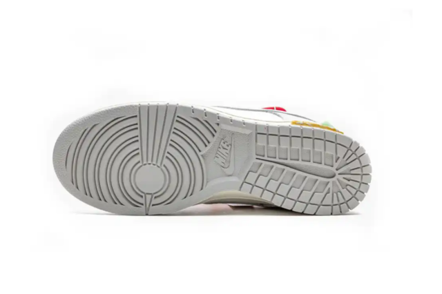 Nike SB Dunk Low x off-white 06/50