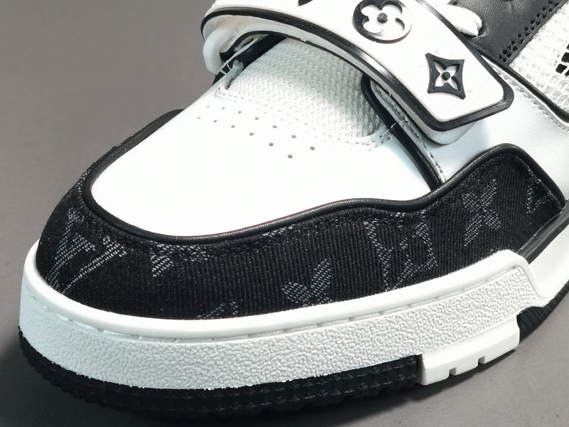 LOUIS VUITTON 1ABLXI BLACK