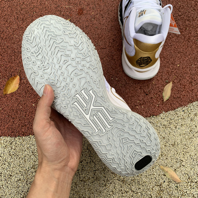 KYRIE 7 RINGS