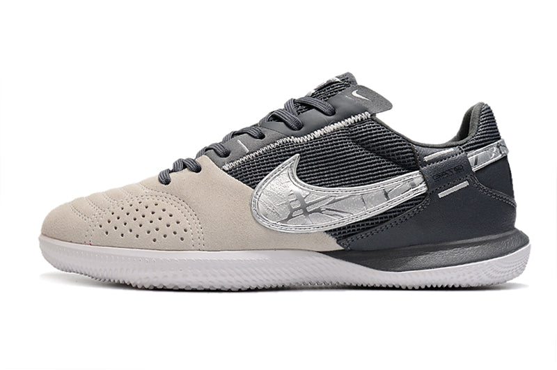 Tênis Futsal Nike Street Gato IC - Preta, Creme e Prata
