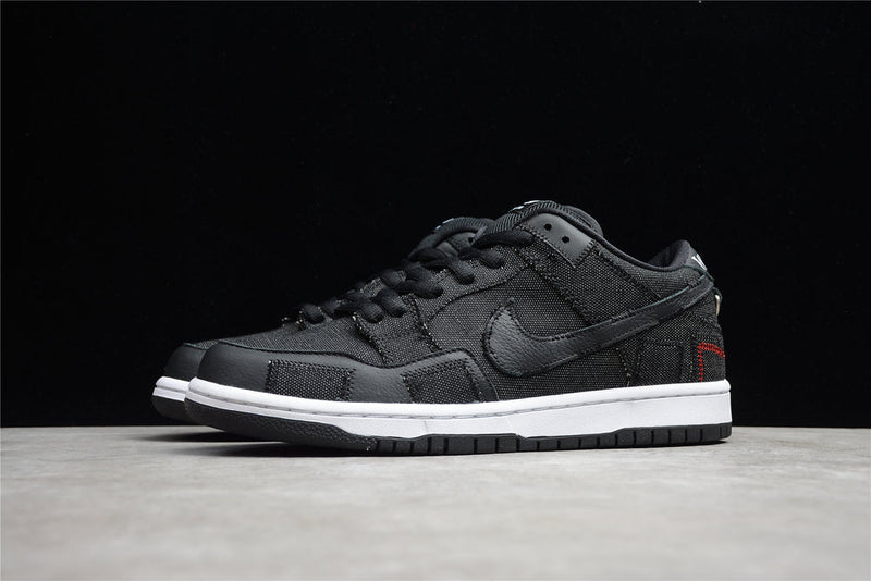 DUNK LOW WASTED YOUTH