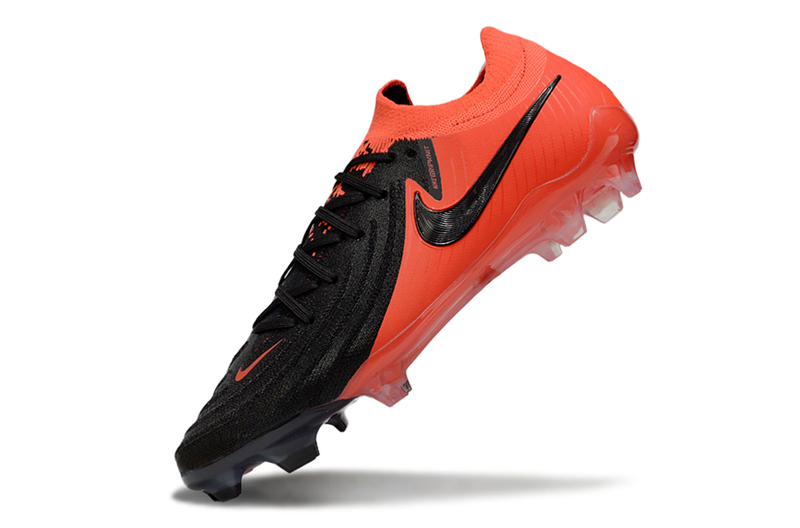 Chuteira Nike Phantom GX II FG - Laranja e Preta