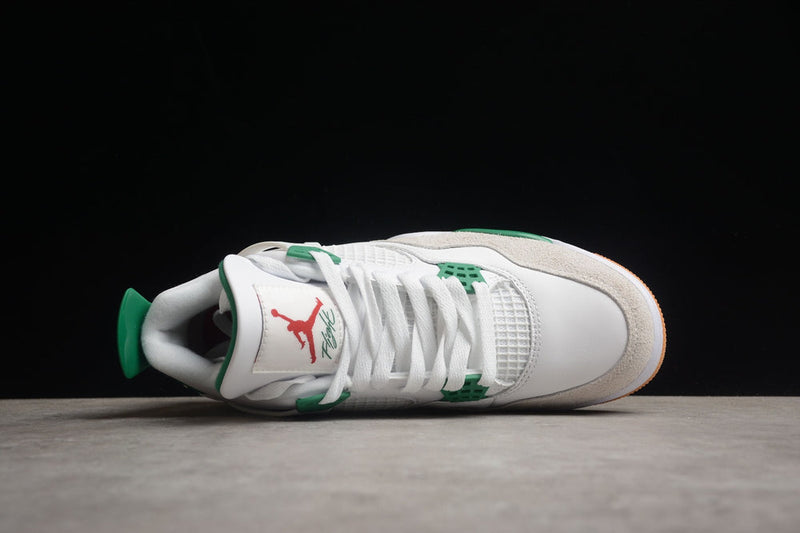 NIKE SB X AIR JORDAN 4 PINE GREEN