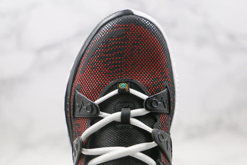 KYRIE 7 RAYGUN