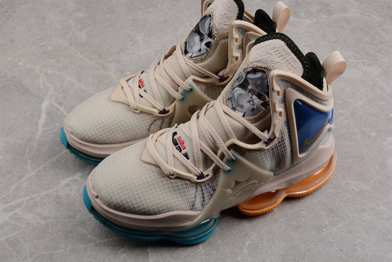 LEBRON 19 EP MPLS LAKERS