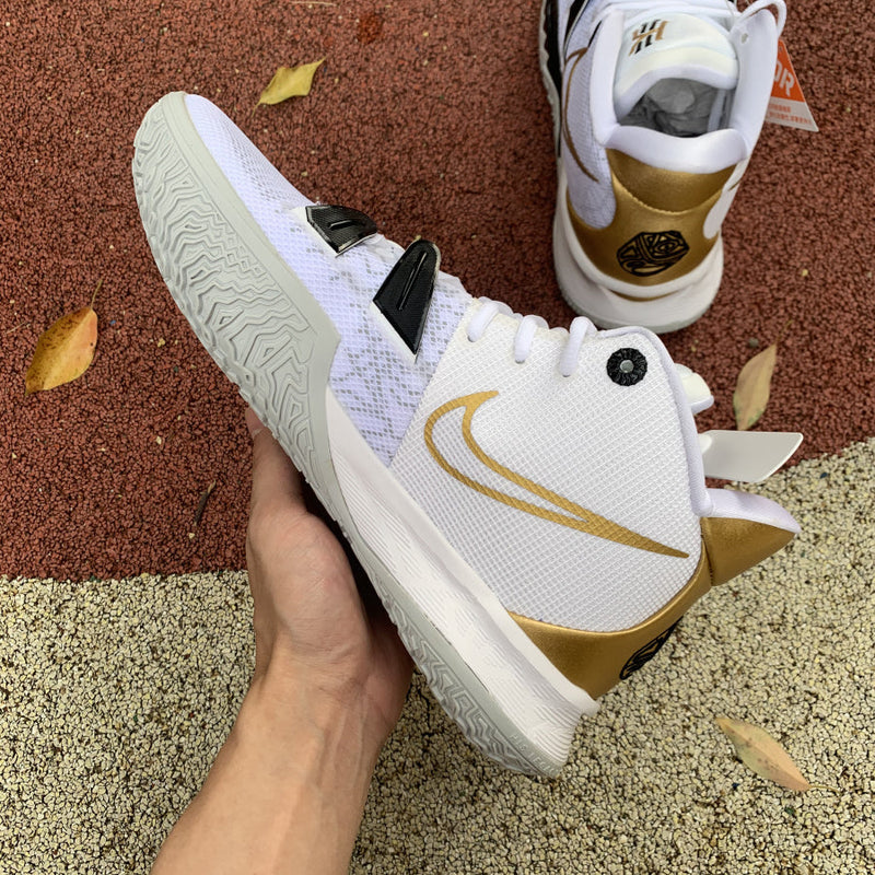 KYRIE 7 RINGS