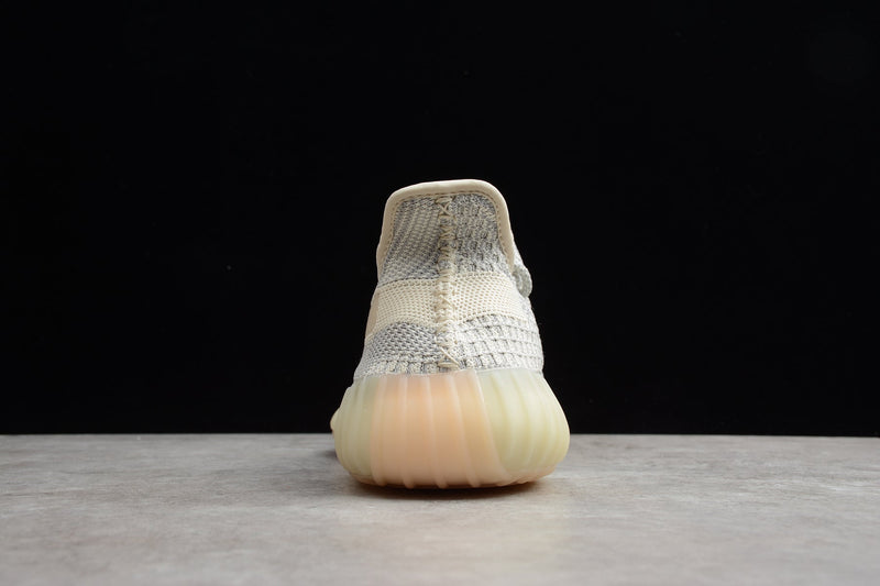 YEEZY BOOST 350 V2 HYPERSPACE