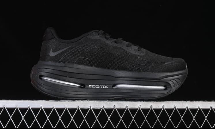 Tênis Nike vomero 18