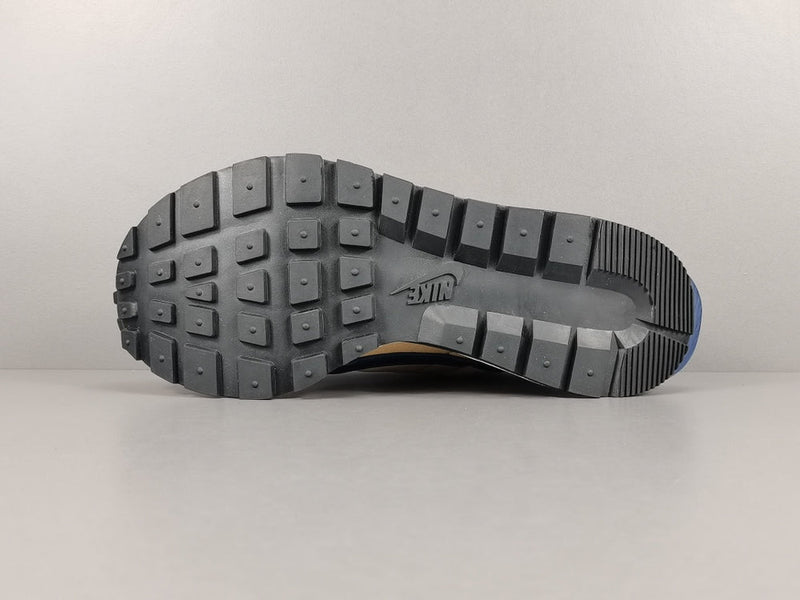SACAI X VAPORWAFFLE SESAME BLUE VOID