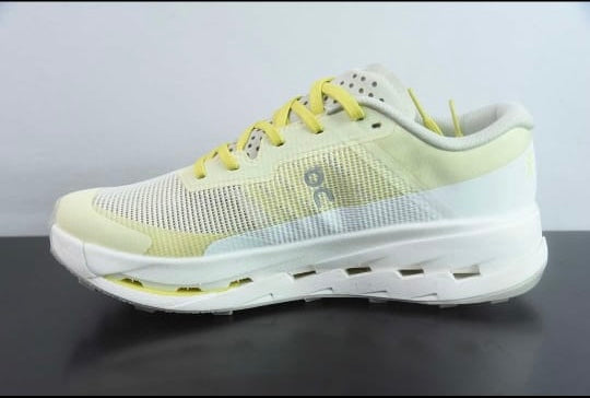 Tenis On Cloud Cloudultra 3