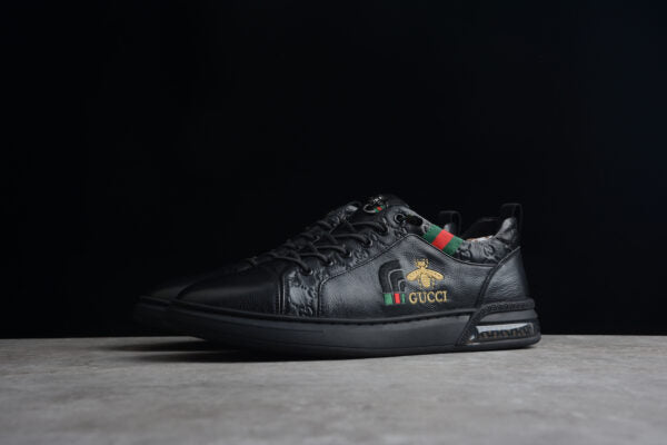 GUCCI SCREENER GG BLACK