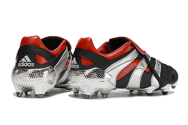 Chuteira Adidas Predator Accelerator FG - Preta e Vermelha