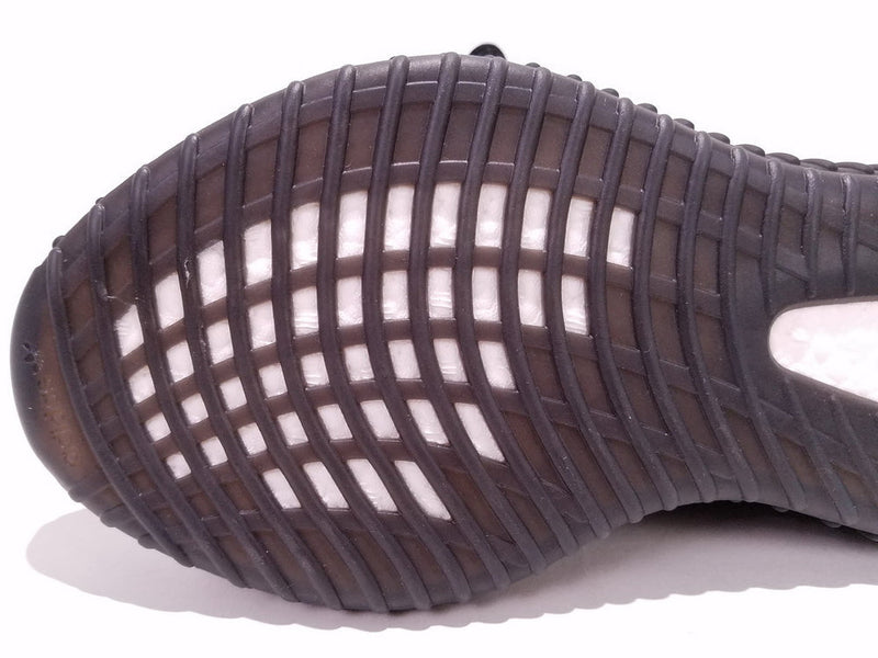 YEEZY BOOST 350 V2 OREO