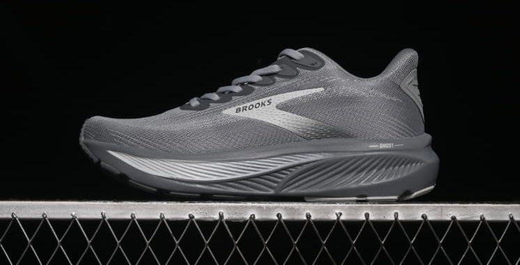 Tenis Brooks Ghost 17