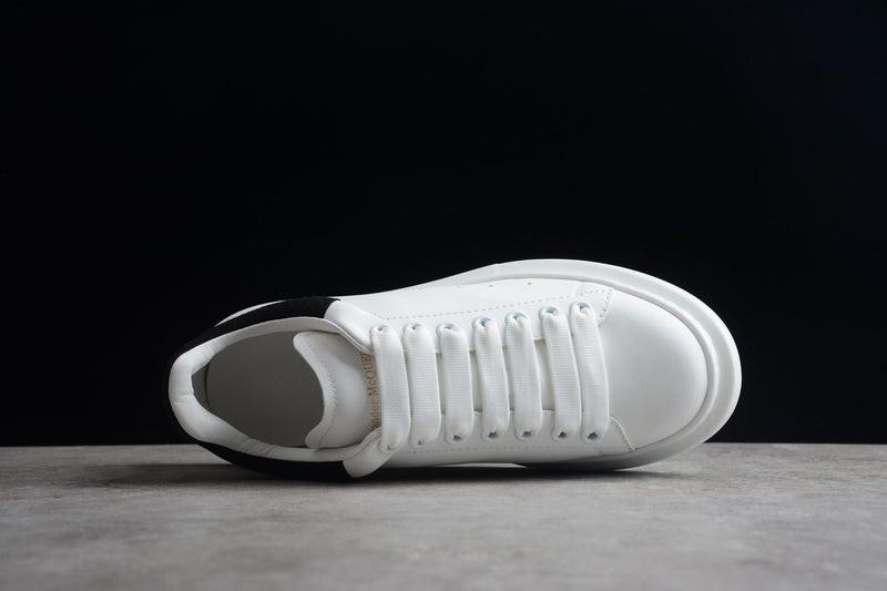 ALEXANDER MCQUEEN WHITE BLACK