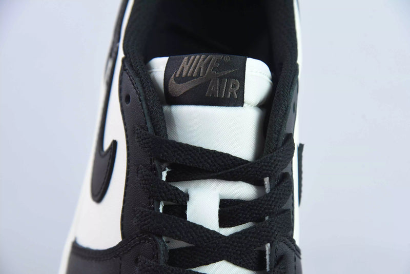 Jordan 1 Low OG Mocha