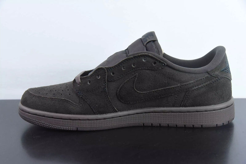 Jordan 1 Low OG x Travis Scott Velvet Brown