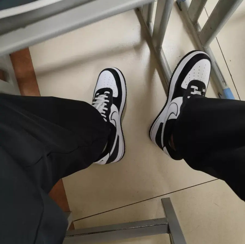 Nike Air Force 1 Panda