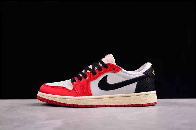 Jordan 1 Retro Low Trophy Room