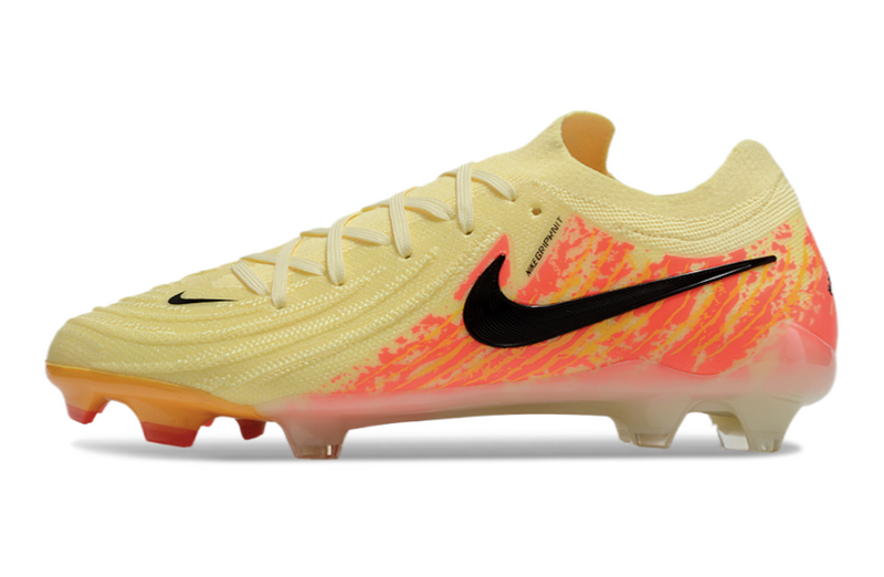Chuteira Nike Phantom Luna Elite NU FG