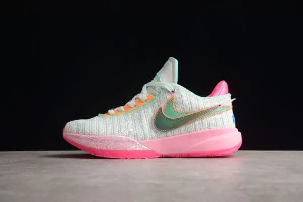 LEBRON 20 TIME MACHINE