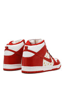 Nike Dunk High Pro SB "Supreme Red Stars"