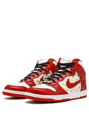 Nike Dunk High Pro SB "Supreme Red Stars"