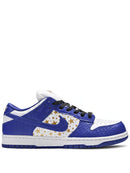 Nike SB Dunk Low x Supreme "Stars Hyper Royal"(2021)