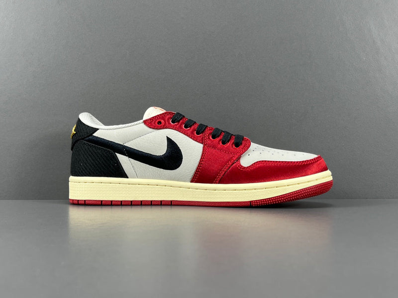 TROPHY ROOM X AIR JORDAN 1 RETRÔ LOW OG SP AWAY