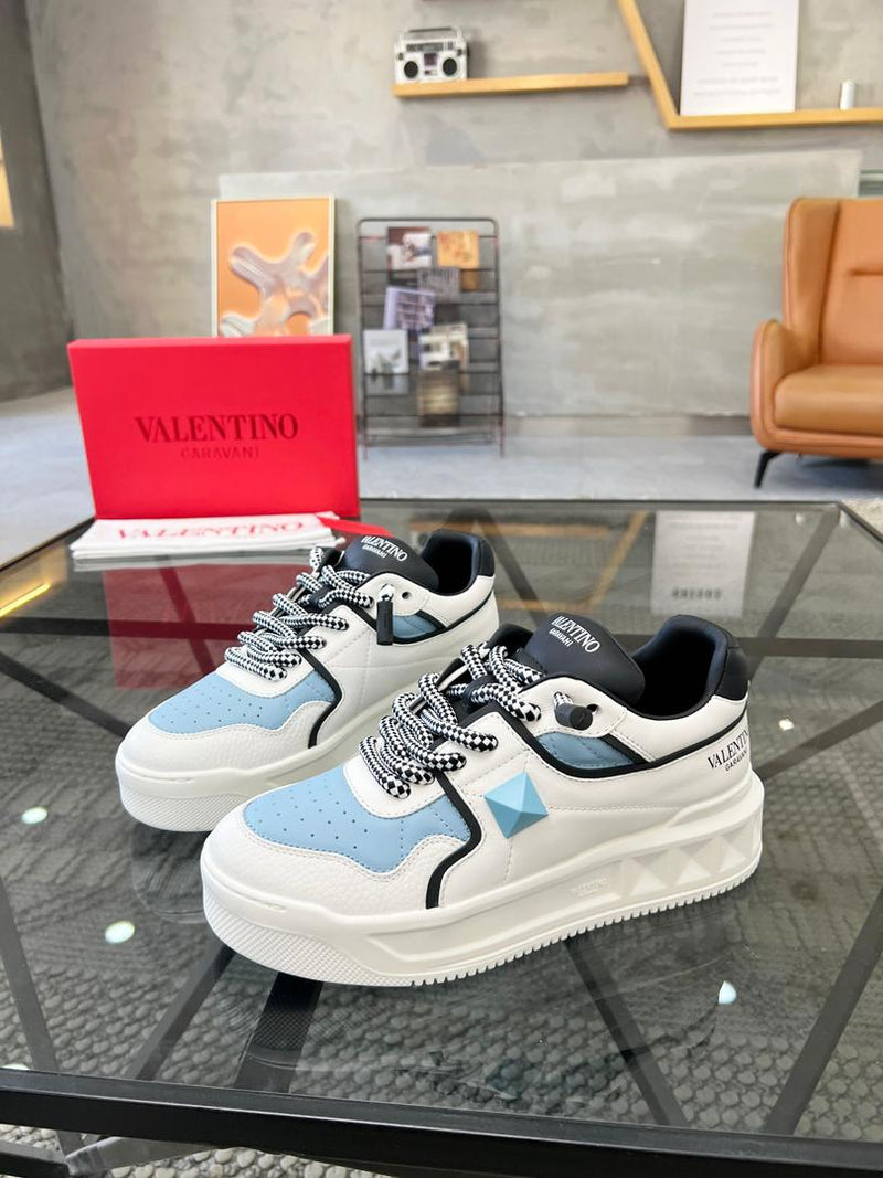 VALENTONO GARAVANI WHITE BLUE