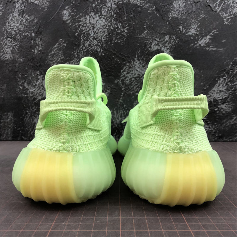 YEEZY BOOST V2 GLOW IN THE DARK