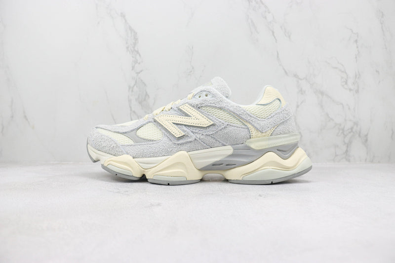 NEW BALANCE 9060 QUARTZ GREY