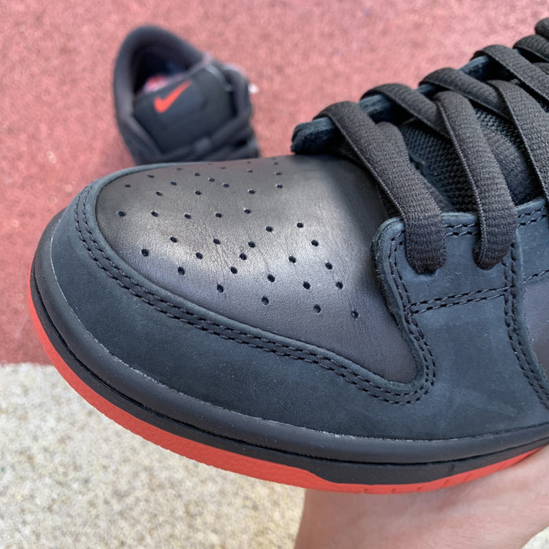 DUNK LOW PIGEON CLACK